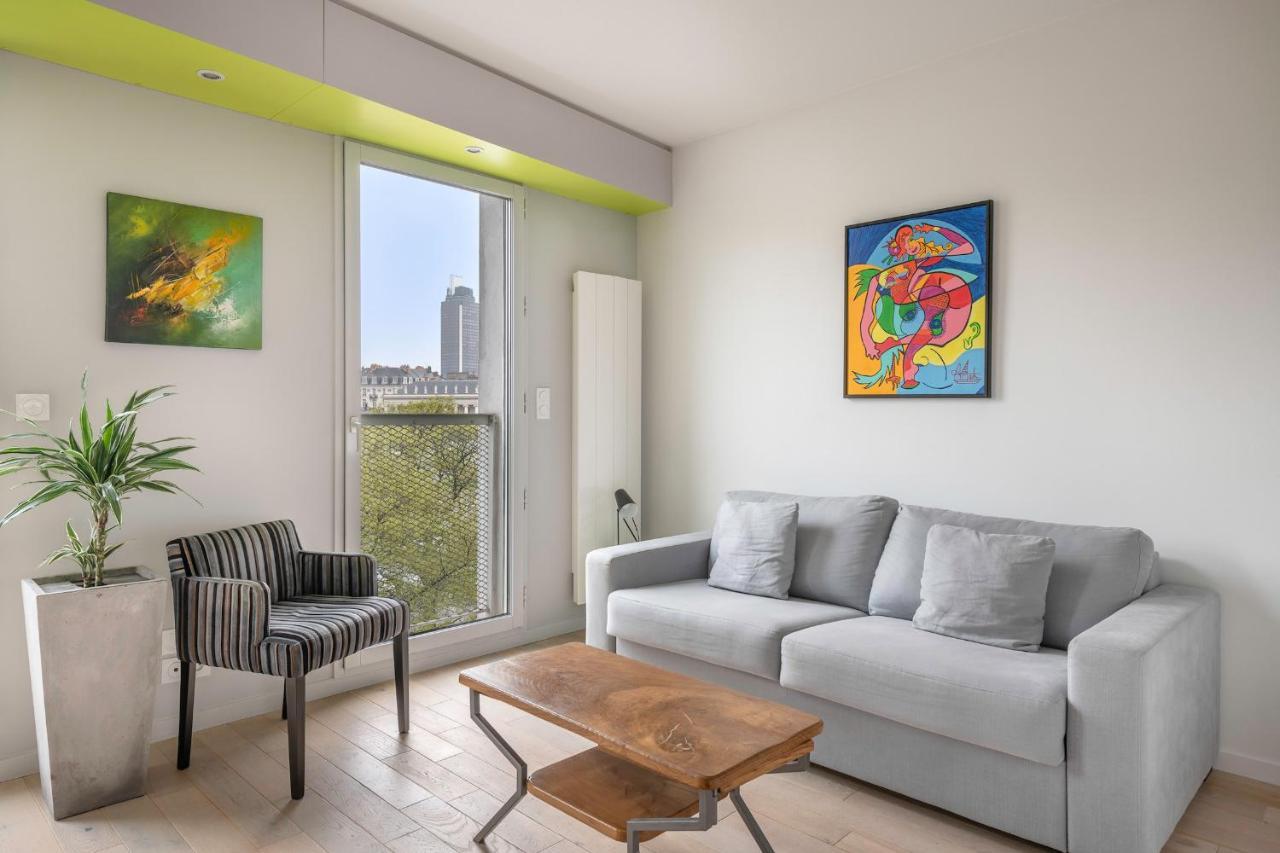 En Plein Coeur De Ville Bel Appartement Pour 6 南特 外观 照片